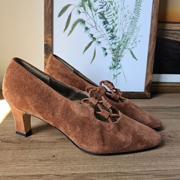 VINTAGE NEW OLD STOCK COSMOPOLITAN BROWN GENUINE LEATHER HEELS SHOES SIZE 8.5 - Picture 2 of 16